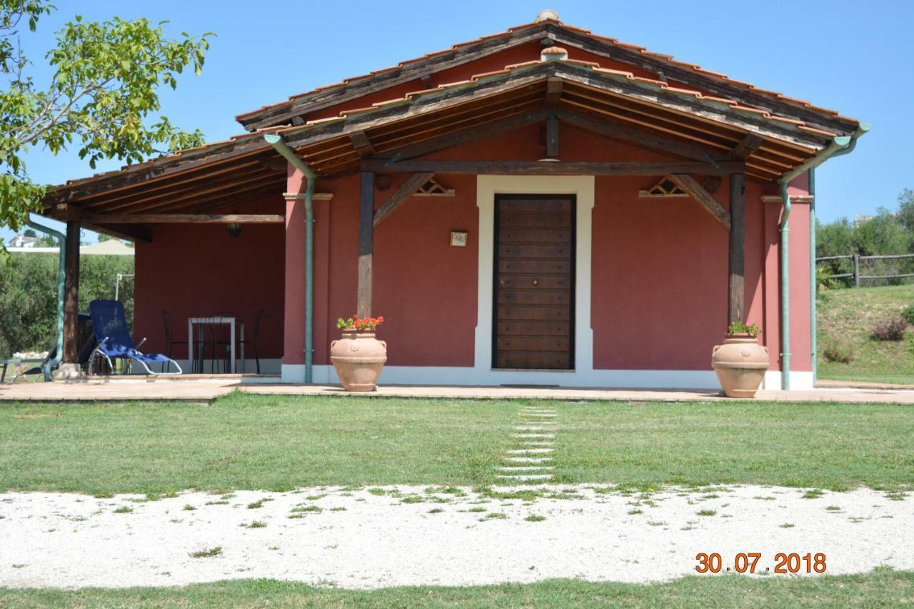 Agriturismo Cento Ducati Palombara Sabina ภายนอก รูปภาพ
